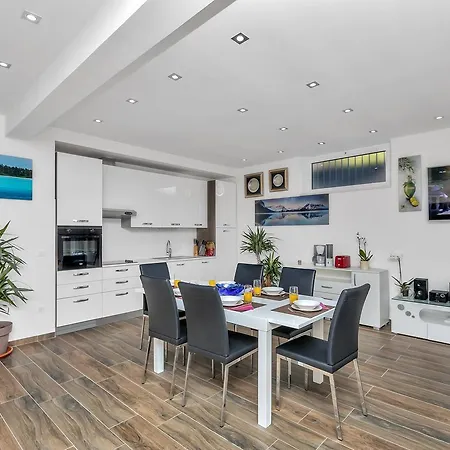 Maluci Villa Makarska